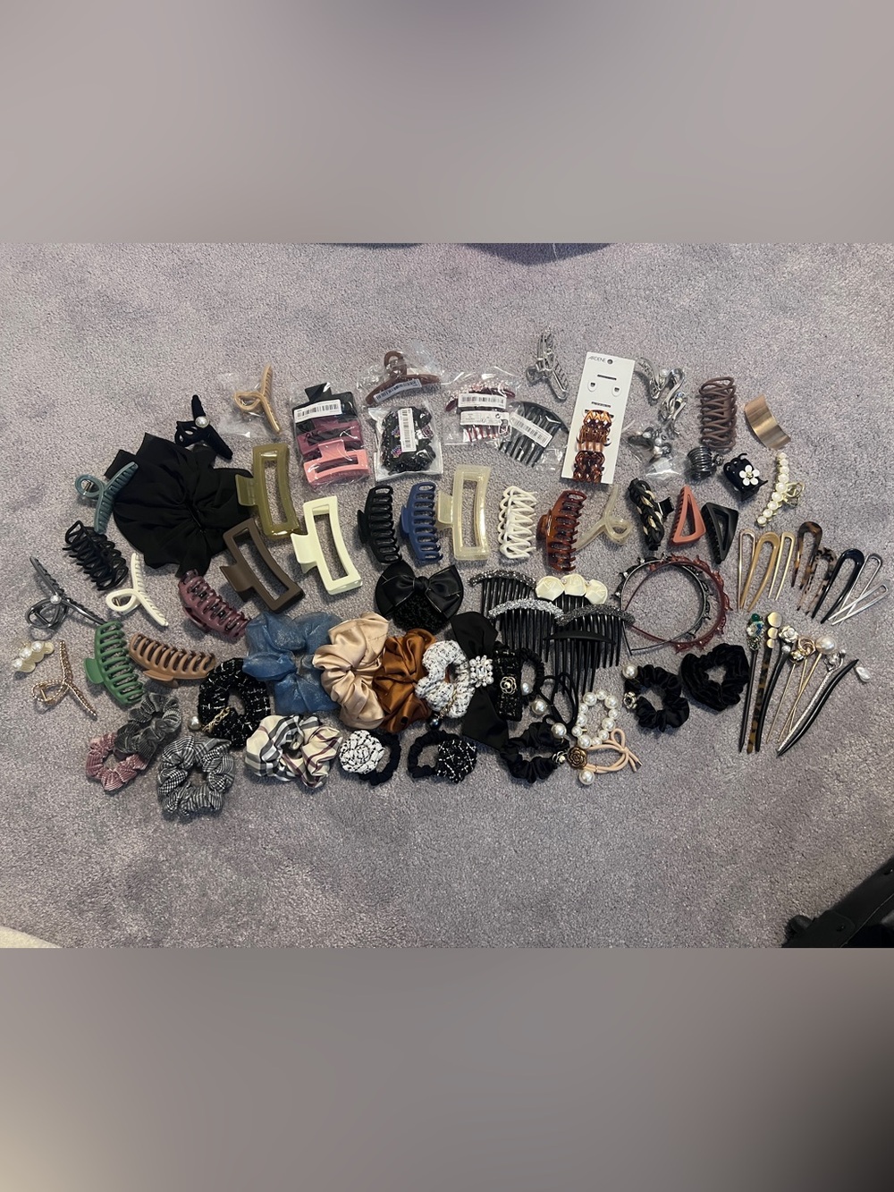 Large Hair Accessories Bundle – Claw Clips, Scrunchies, Hairpins & More